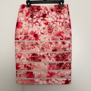 Tahari pink floral pink pencil skirt